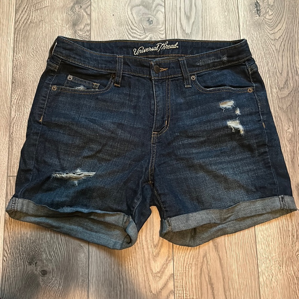 Stretchy midrise boyfriend jean shorts